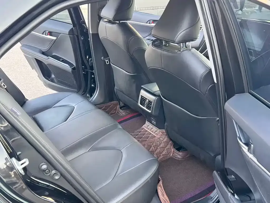 Toyota Camry 2023 из CN, фото 6