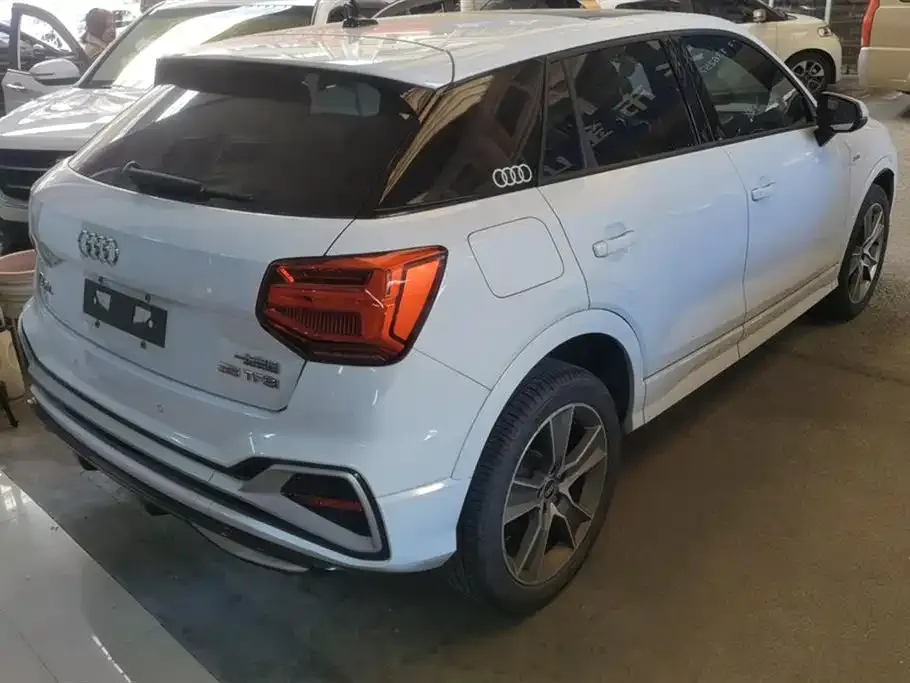 Audi Q2L 2022 из CN, фото 5