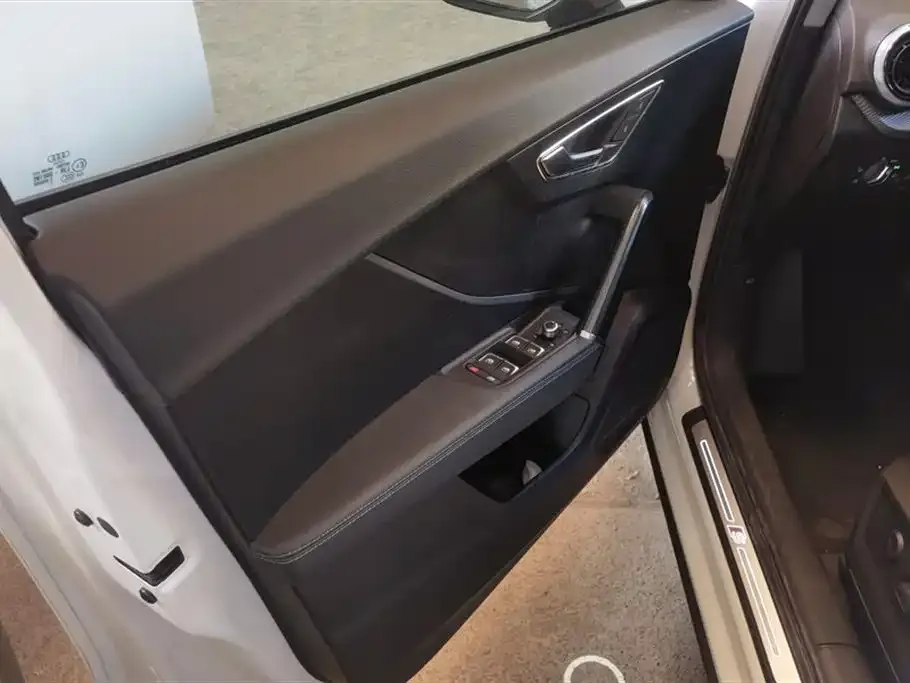 Audi Q2L 2022 из CN, фото 8
