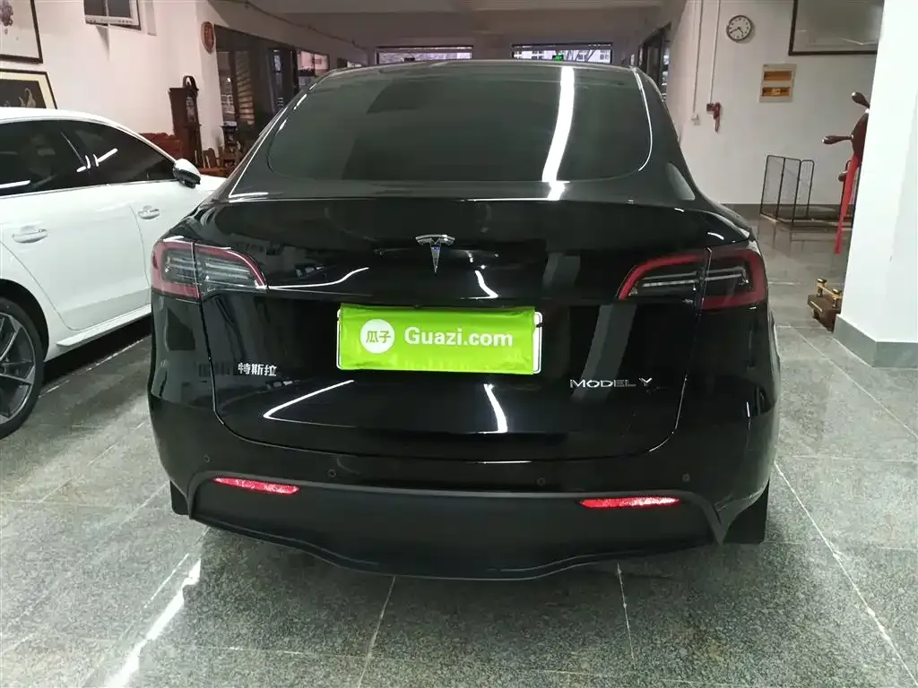 Tesla Model Y 2024 из CN, фото 7
