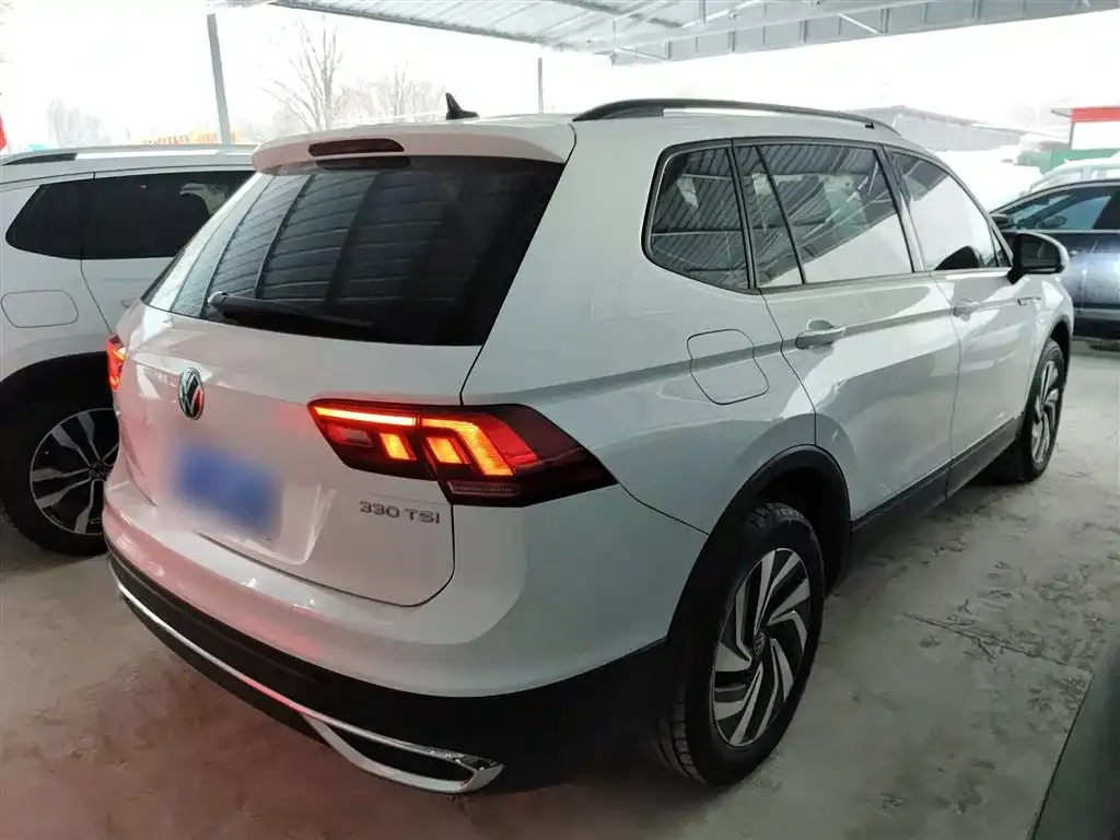 Volkswagen Tiguan L 2022 из CN, фото 7