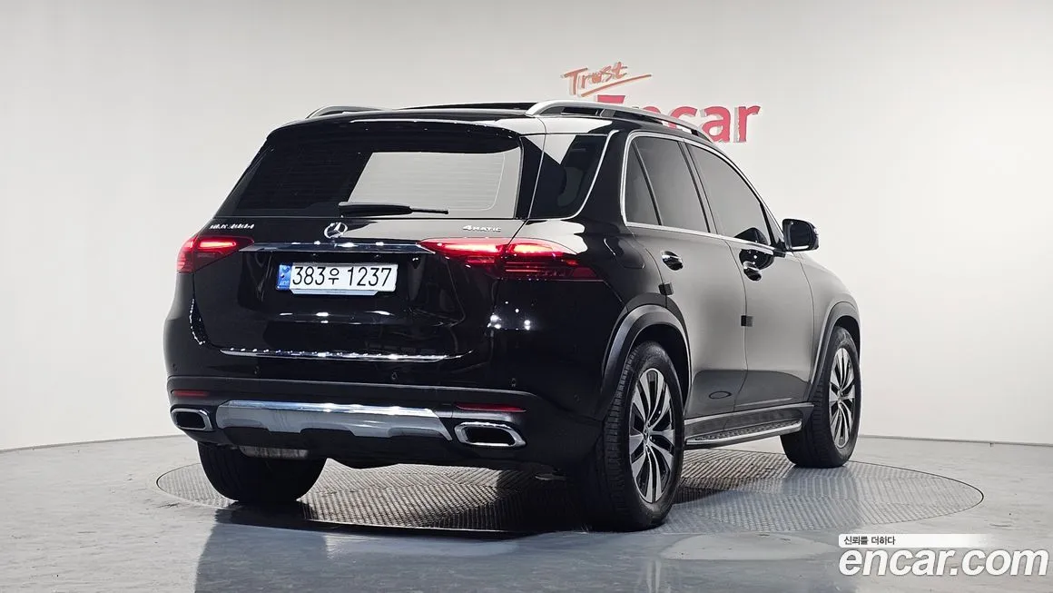 Mercedes-Benz GLE-Class — фото 2