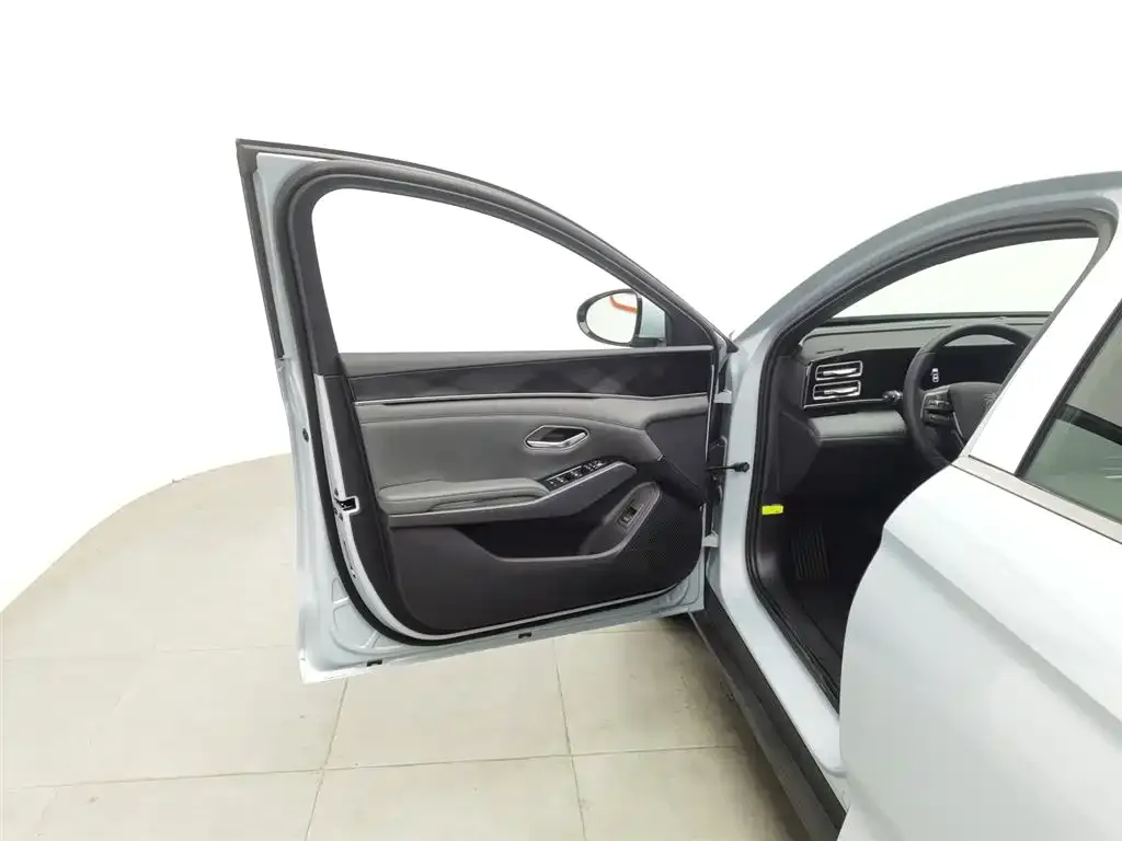BYD Qin L 2025 из CN, фото 4