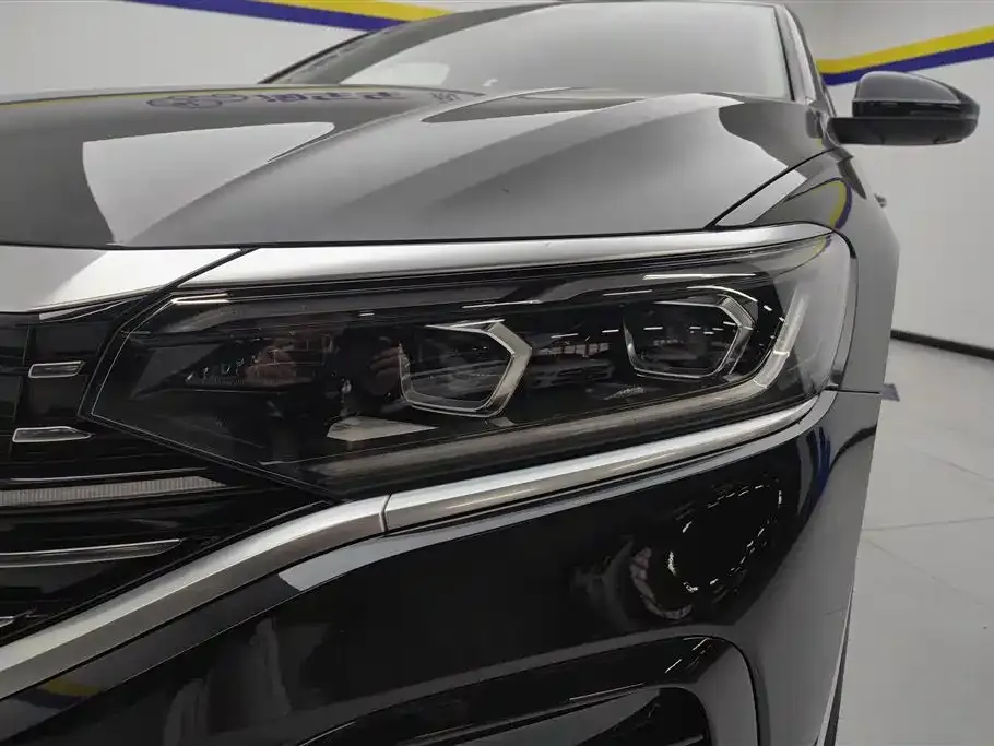 Volkswagen Passat 2022 из CN, фото 9