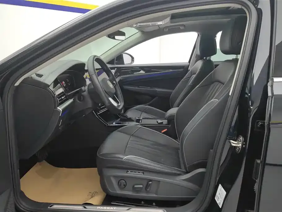 Volkswagen Passat 2022 из CN, фото 2