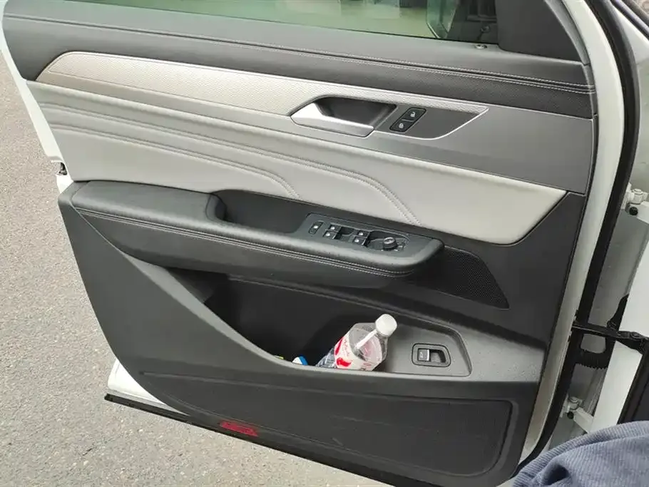 Volkswagen Tavendor 2023 из CN, фото 6