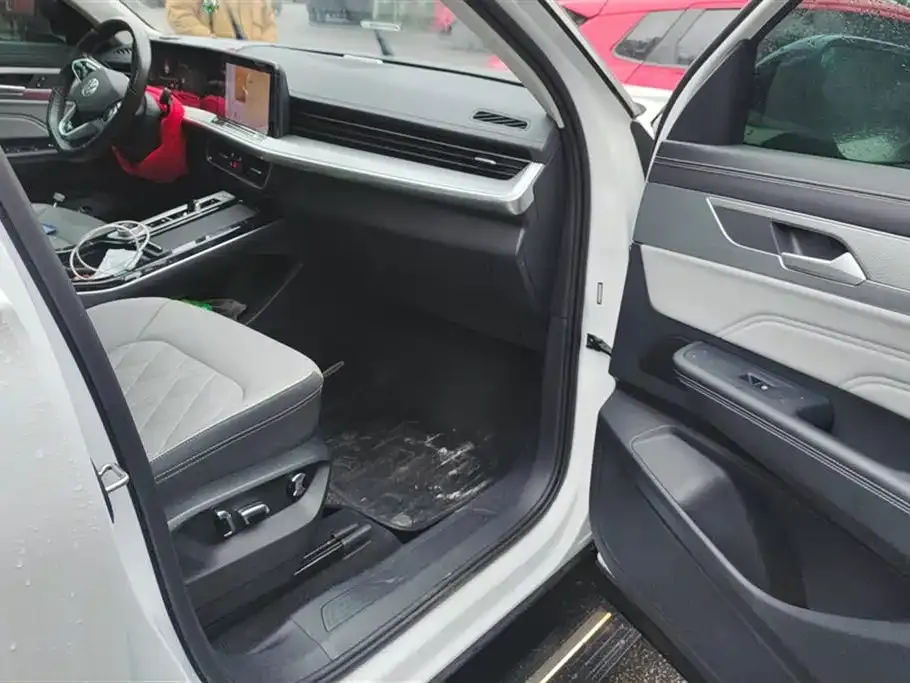 Volkswagen Tavendor 2023 из CN, фото 2