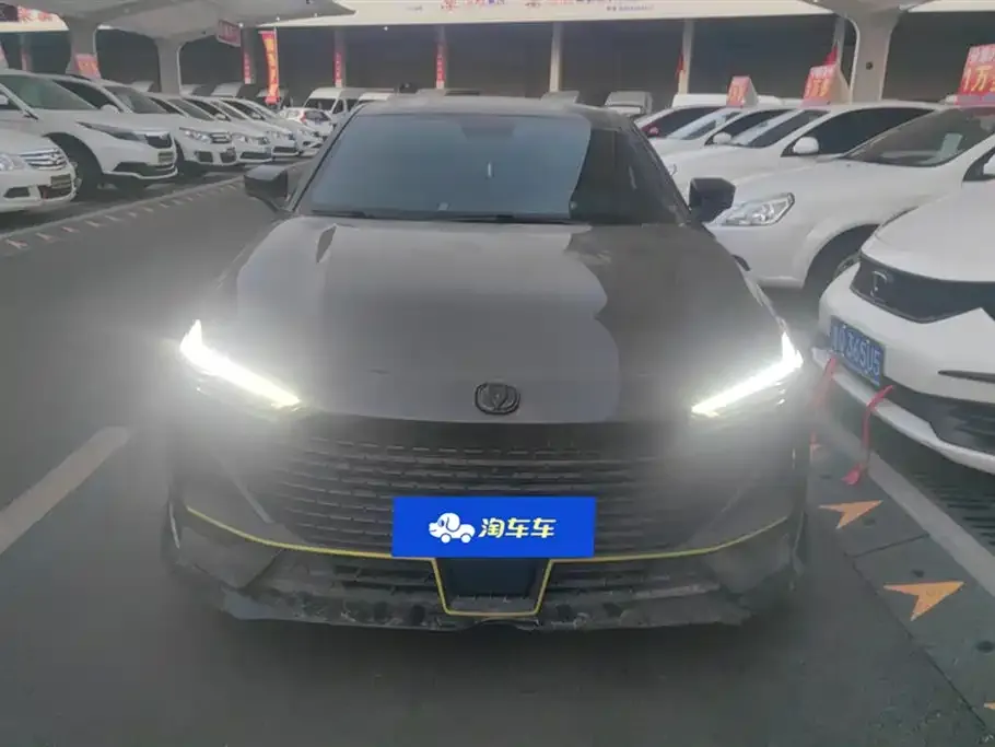 Changan UNI-V 2023 из CN, фото 2