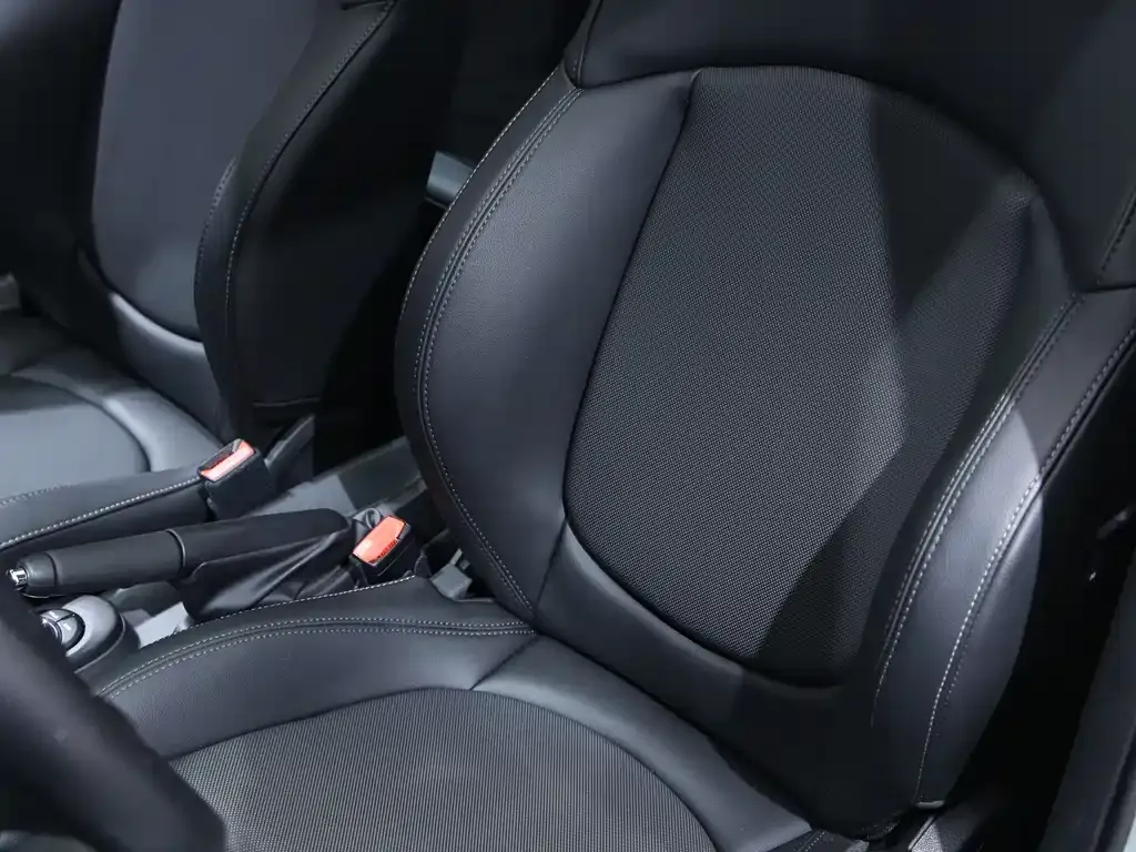 MINI Cooper (3-door) 2021 из CN, фото 8