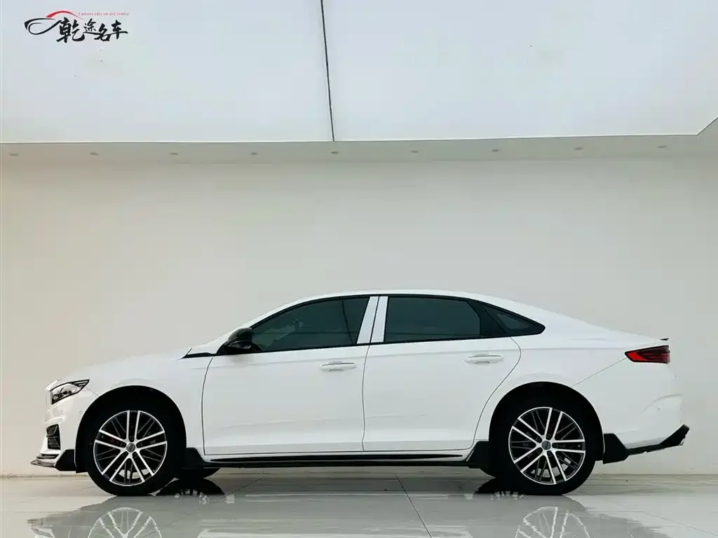 Geely Xingrui 2024 из CN, фото 4