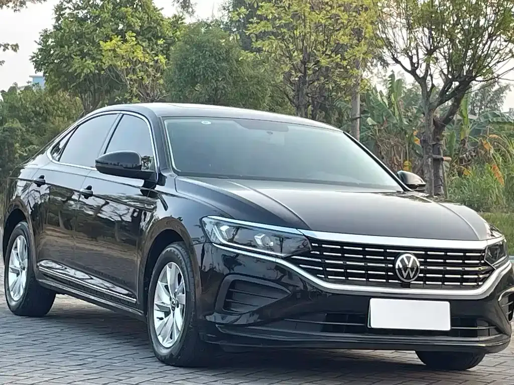 Volkswagen Passat 2023 из CN, фото 6