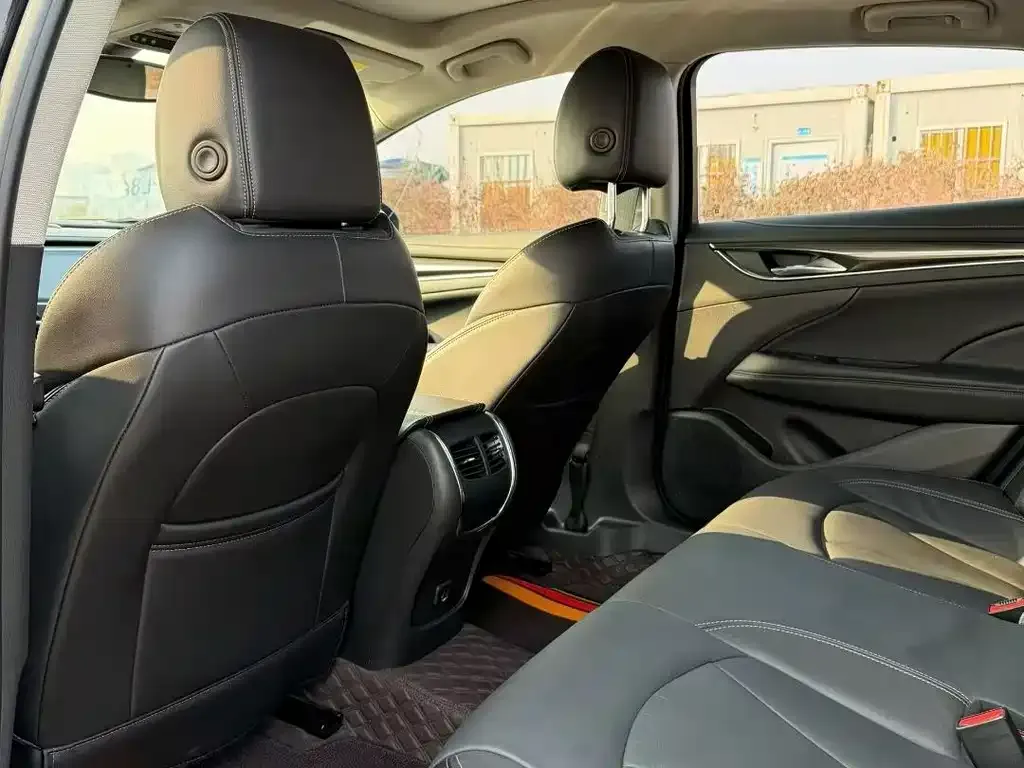 Buick LaCrosse 2022 из CN, фото 9