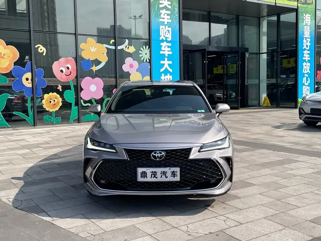 Toyota Avalon 2024 из CN, фото 1