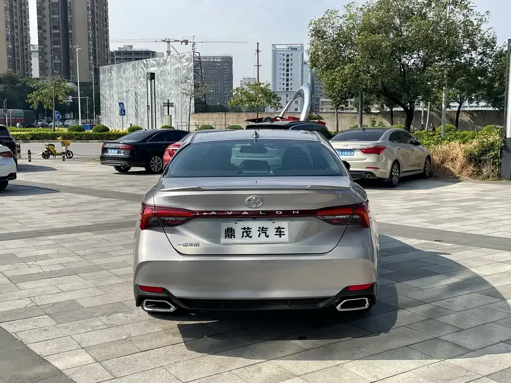 Toyota Avalon 2024 из CN, фото 5