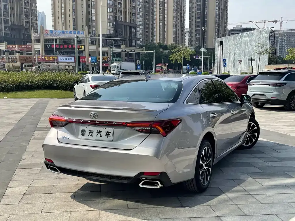 Toyota Avalon 2024 из CN, фото 6
