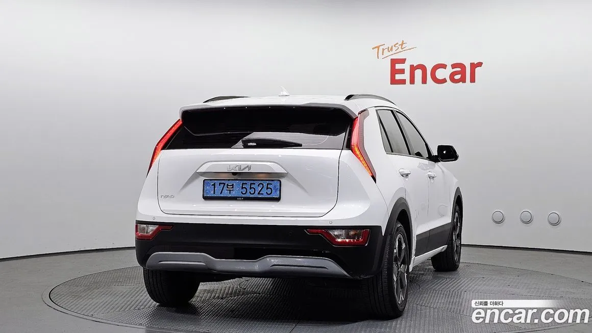[object Object] Niro 2023 из KR, фото 4