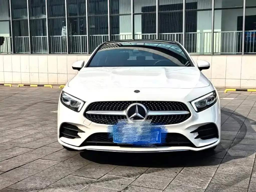 Mercedes-Benz A-Class 2023 из CN, фото 6