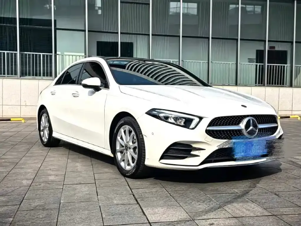 Mercedes-Benz A-Class 2023 из CN, фото 5