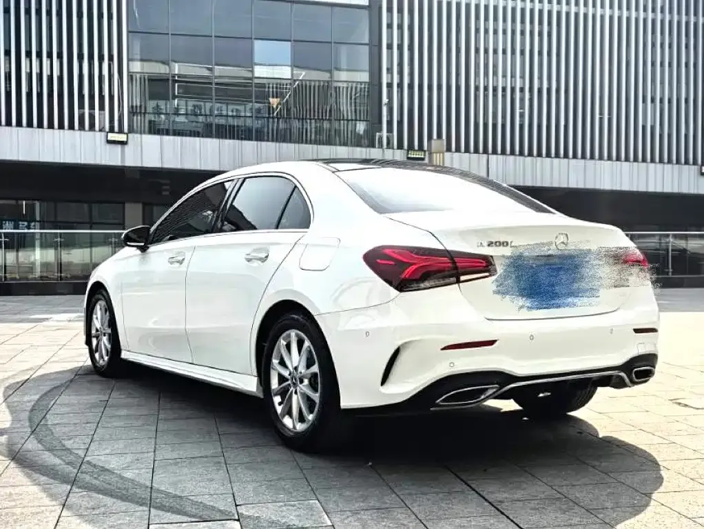 Mercedes-Benz A-Class 2023 из CN, фото 7