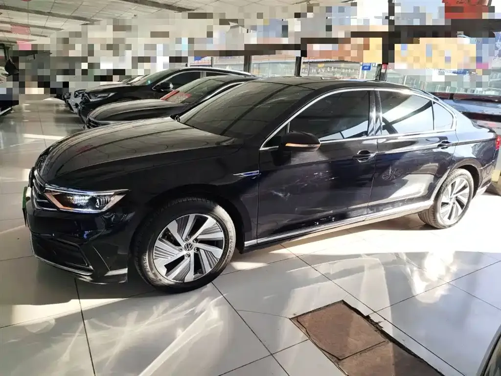 Volkswagen Magotan GTE PHEV 2023 из CN, фото 2