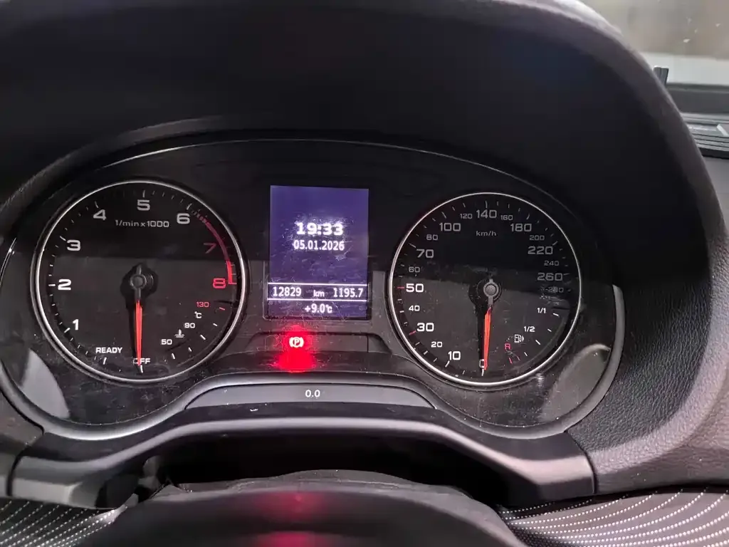 Audi Q2L 2023 из CN, фото 9