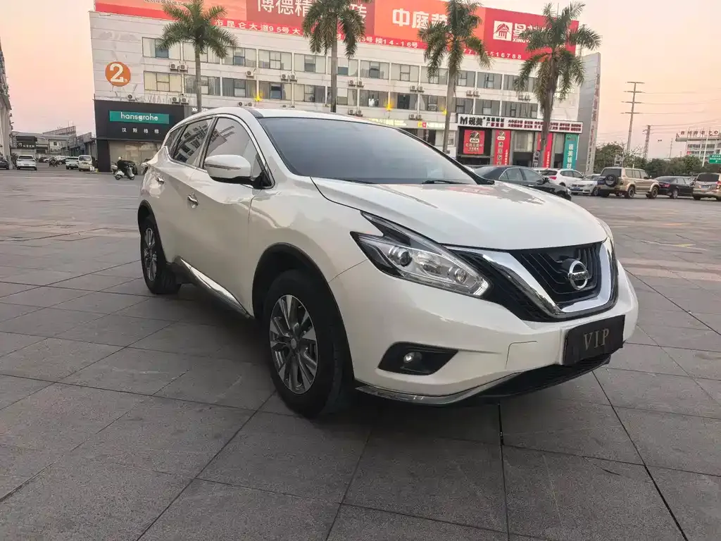 Nissan Murano 2022 из CN, фото 2