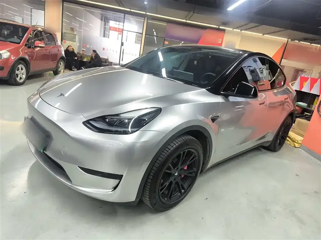 Tesla Model Y 2023 из CN, фото 8