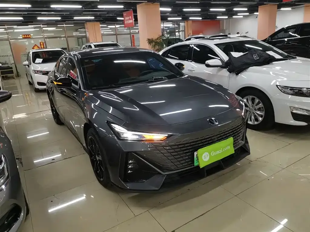 Changan UNI-V iDD 2023 из CN, фото 4