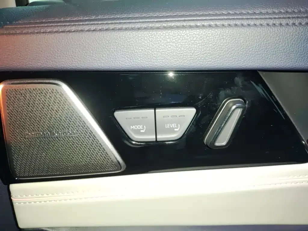 Volkswagen Passat 2024 из CN, фото 7