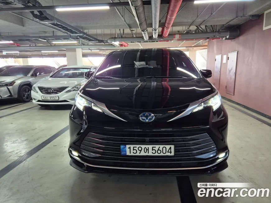 Toyota Sienna 2021 из KR, фото 2