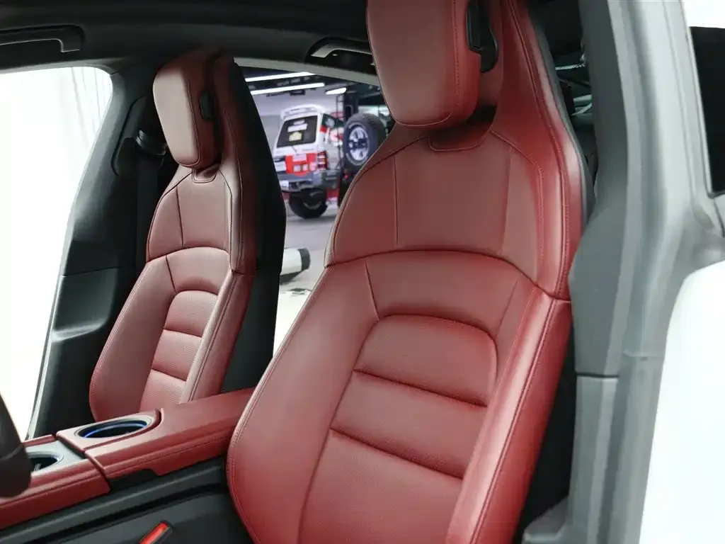 Porsche Taycan 2021 из CN, фото 7
