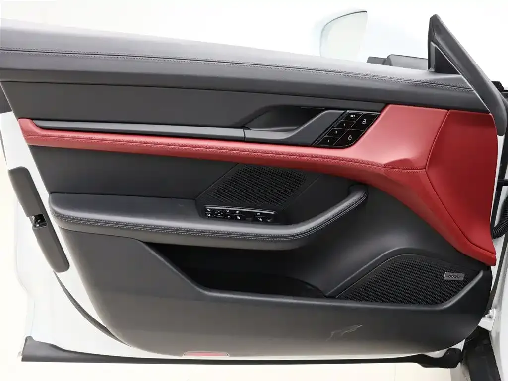 Porsche Taycan 2021 из CN, фото 8