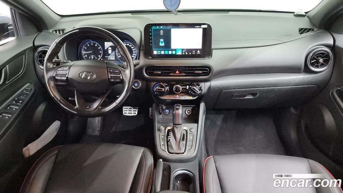 Hyundai Kona — фото 10