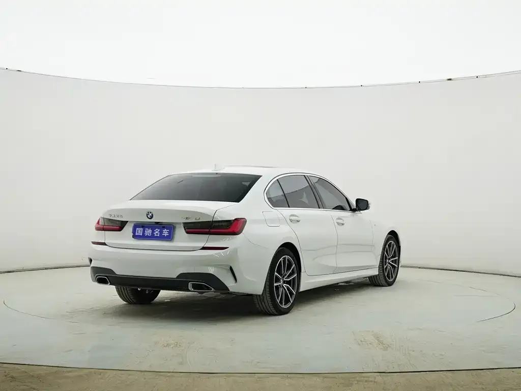 BMW 3 Series 2021 из CN, фото 2