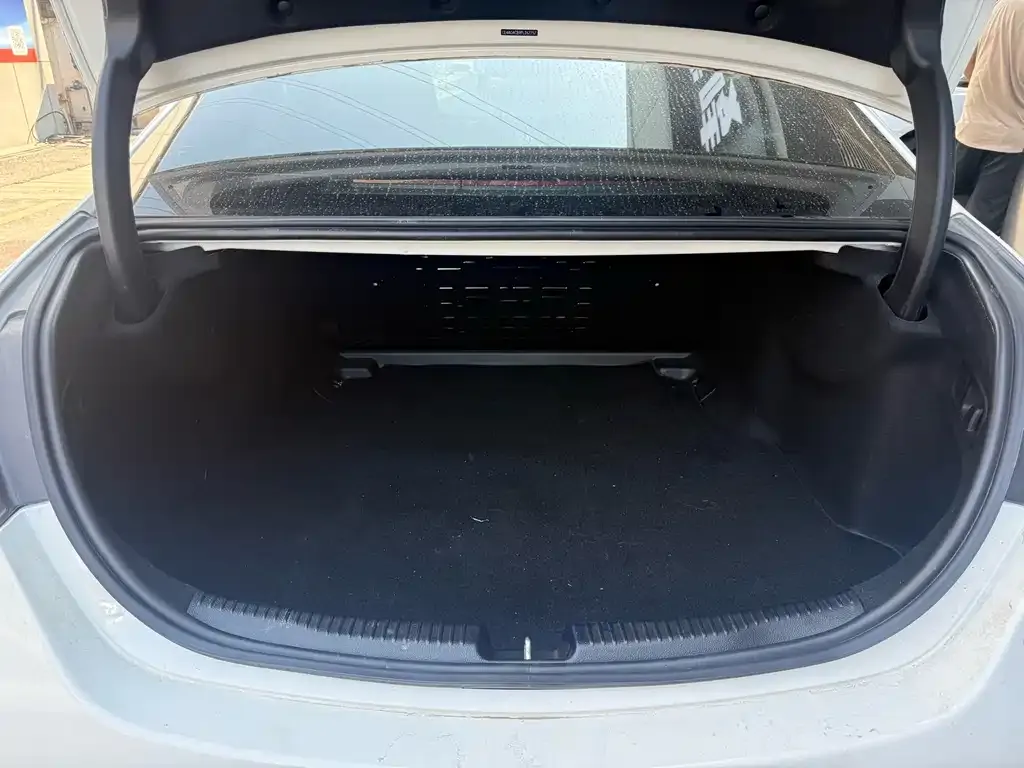 Mercedes-Benz C-Class 2023 из CN, фото 2
