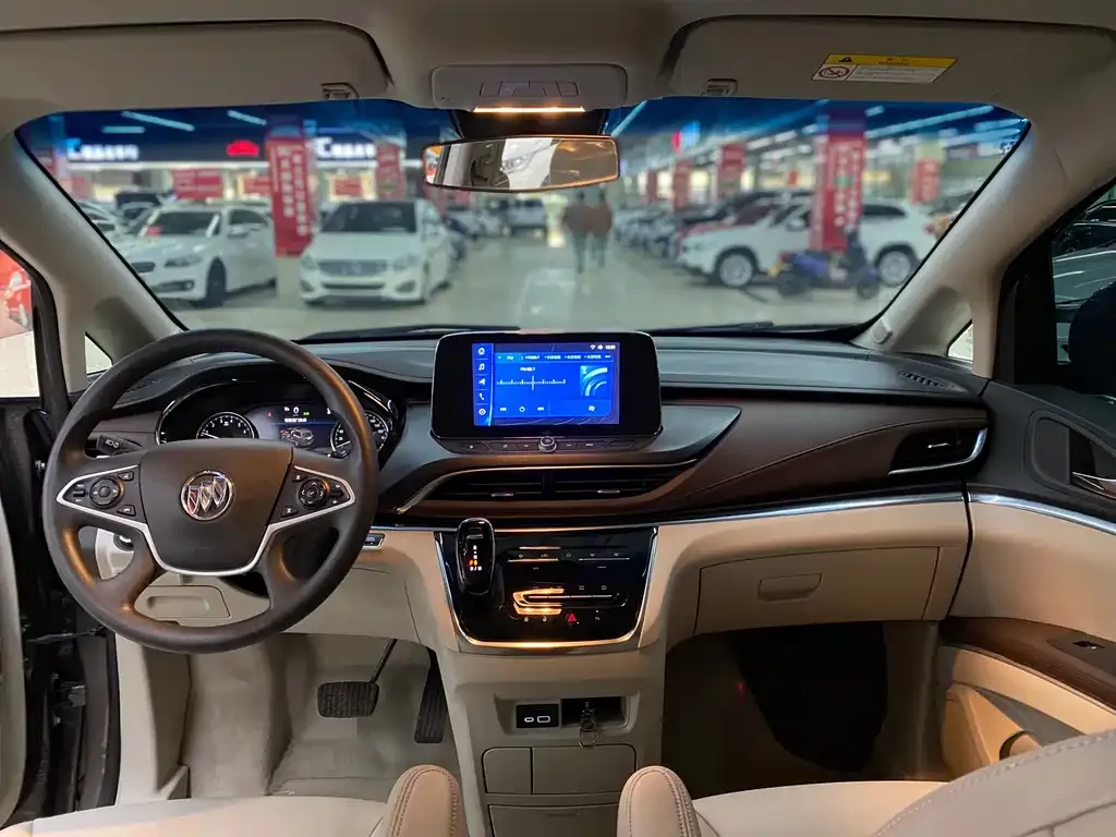 Buick GL8 2022 из CN, фото 9