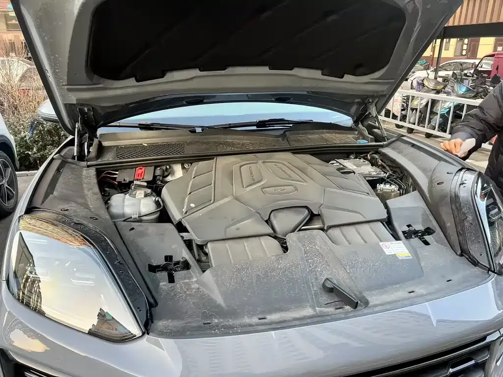 Porsche Cayenne 2024 из CN, фото 8