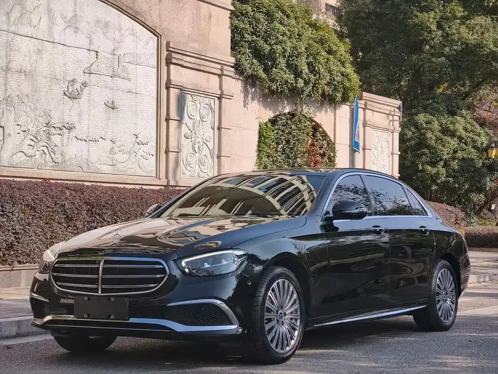 Mercedes-Benz E-Class 2023 из CN, фото 1