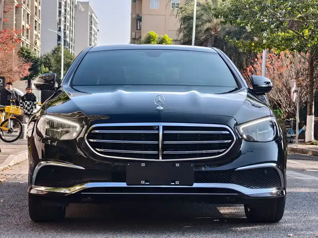 Mercedes-Benz E-Class 2023 из CN, фото 4