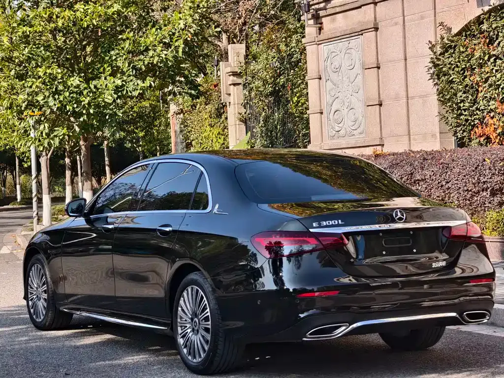 Mercedes-Benz E-Class 2023 из CN, фото 10