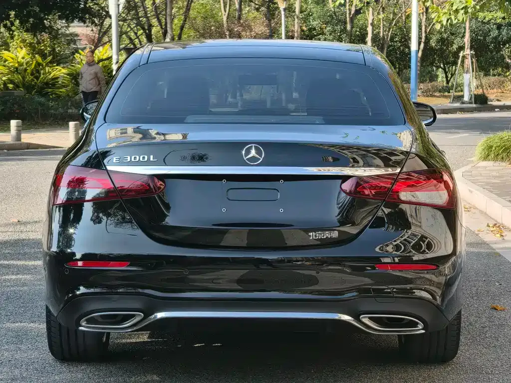 Mercedes-Benz E-Class 2023 из CN, фото 8