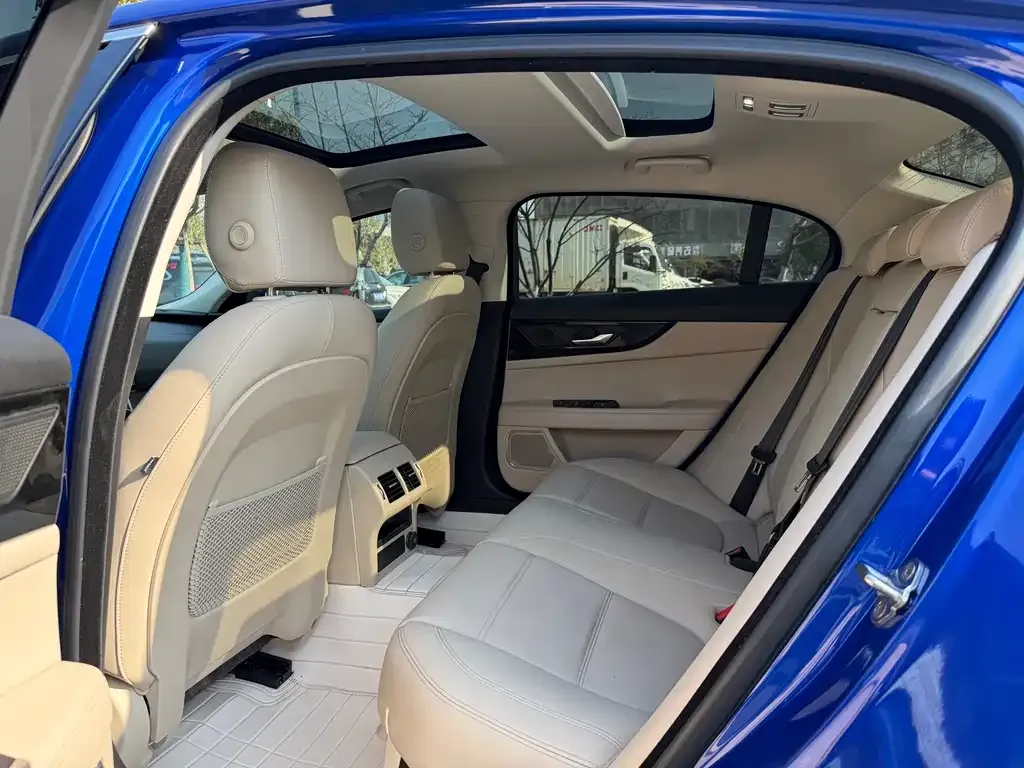 Jaguar XEL 2021 из CN, фото 4