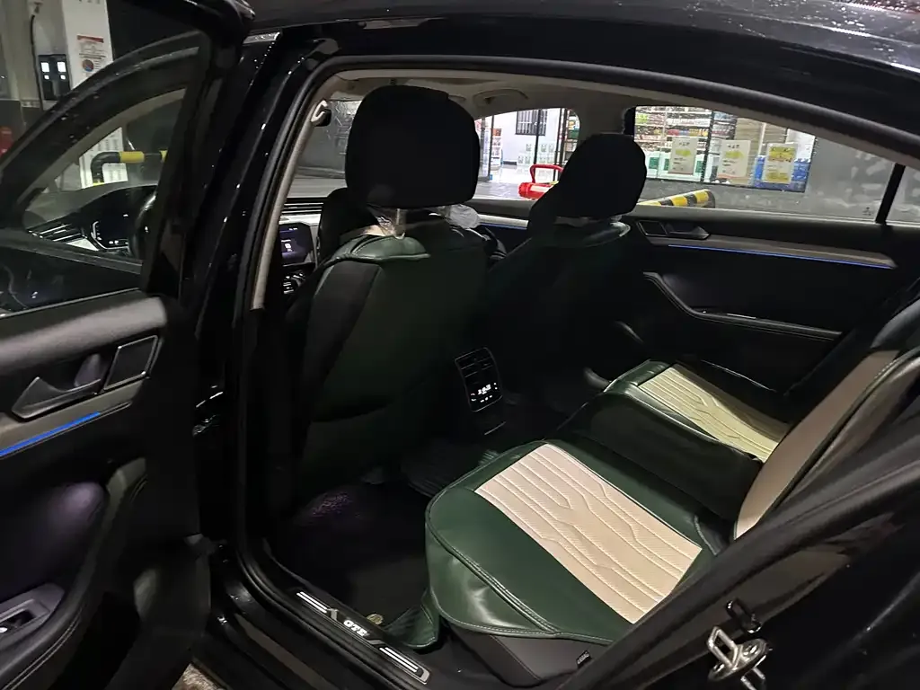 Volkswagen Magotan GTE PHEV 2023 из CN, фото 2