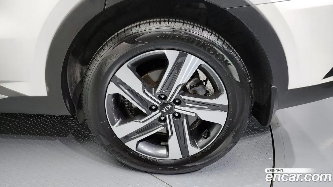 Kia Sorento — фото 5