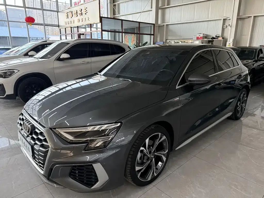 Audi A3 2022 из CN, фото 1