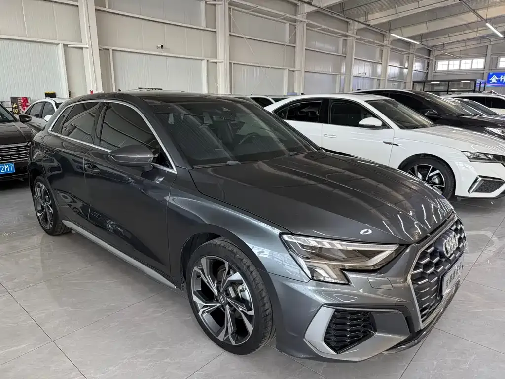 Audi A3 2022 из CN, фото 7