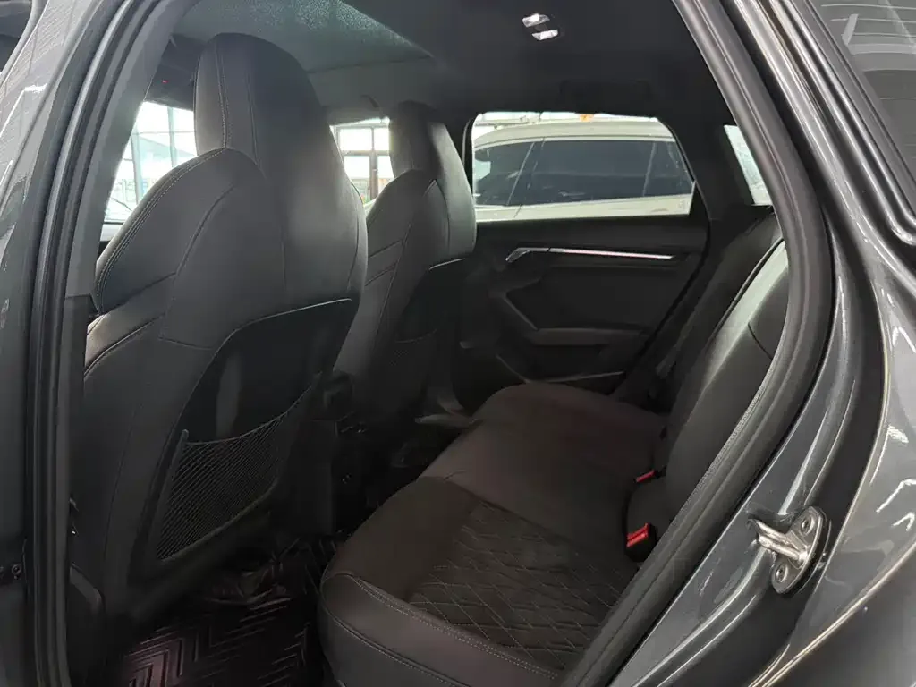 Audi A3 2022 из CN, фото 2