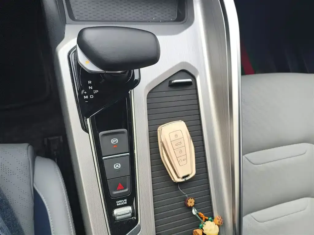 Geely Xingrui 2022 из CN, фото 3