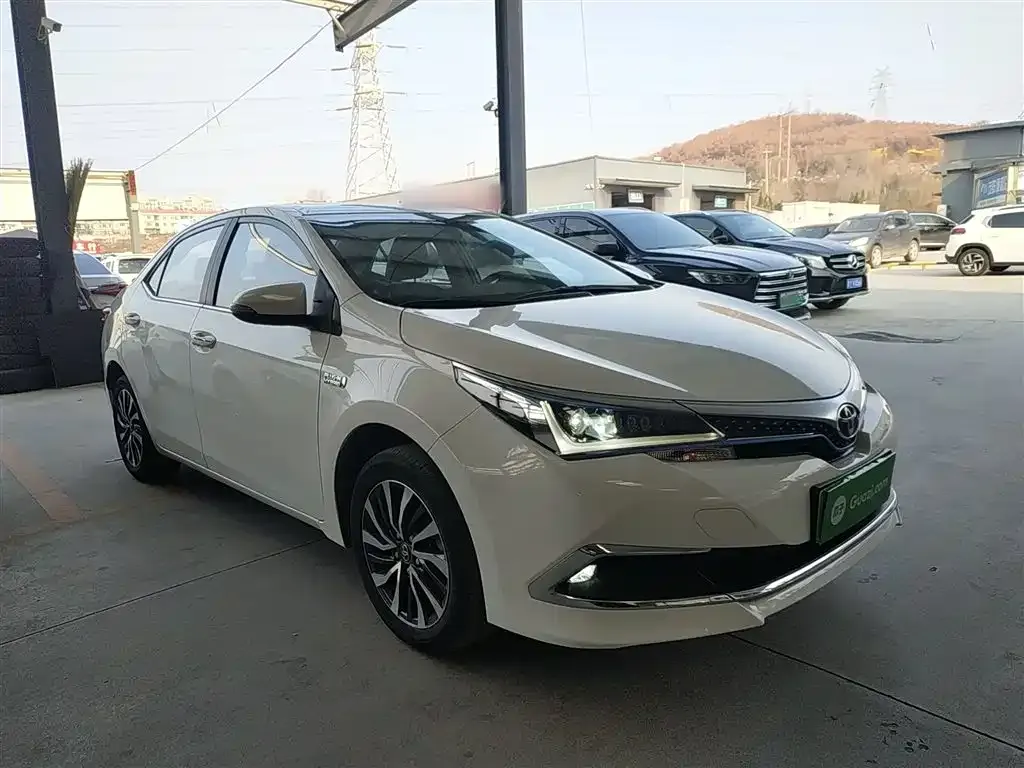 Toyota Corolla Hybrid 2021 из CN, фото 6