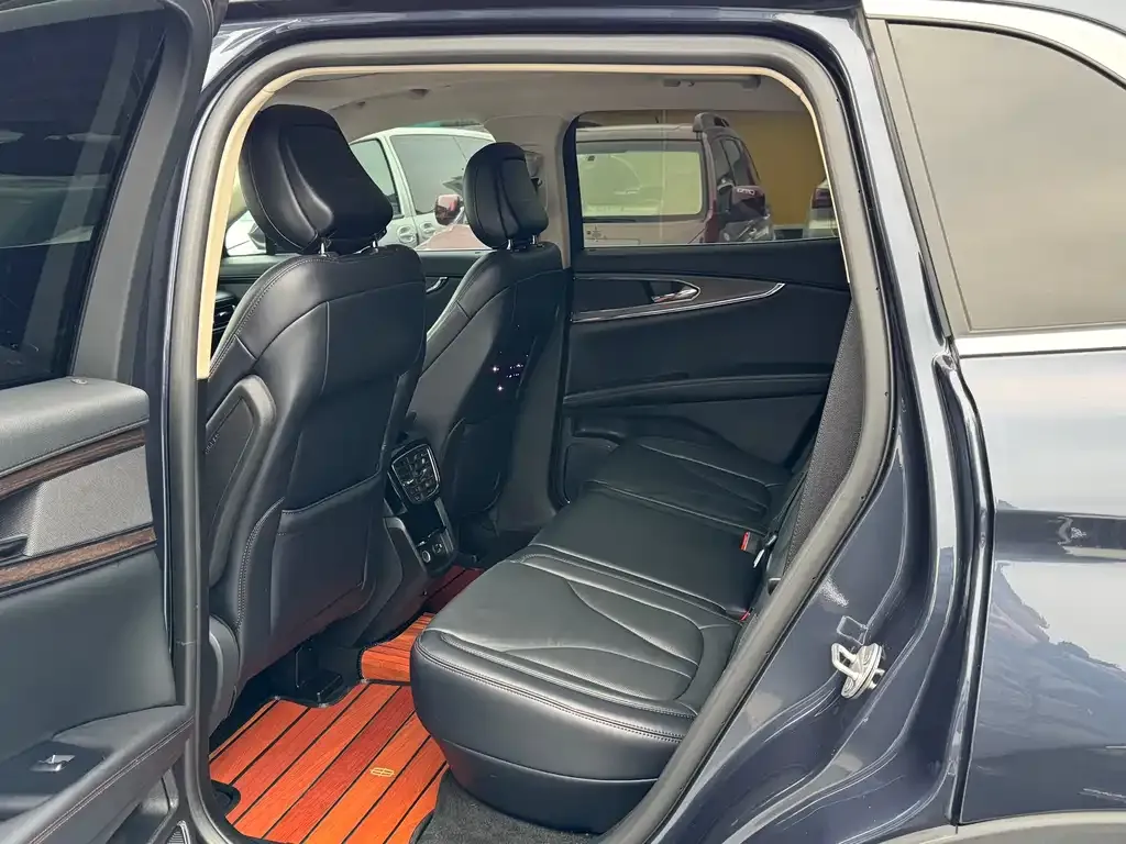 Lincoln Nautilus 2021 из CN, фото 5